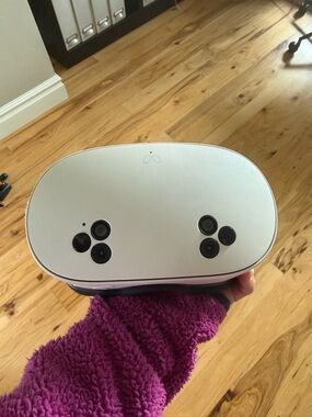 Quest 2 White VR Headset